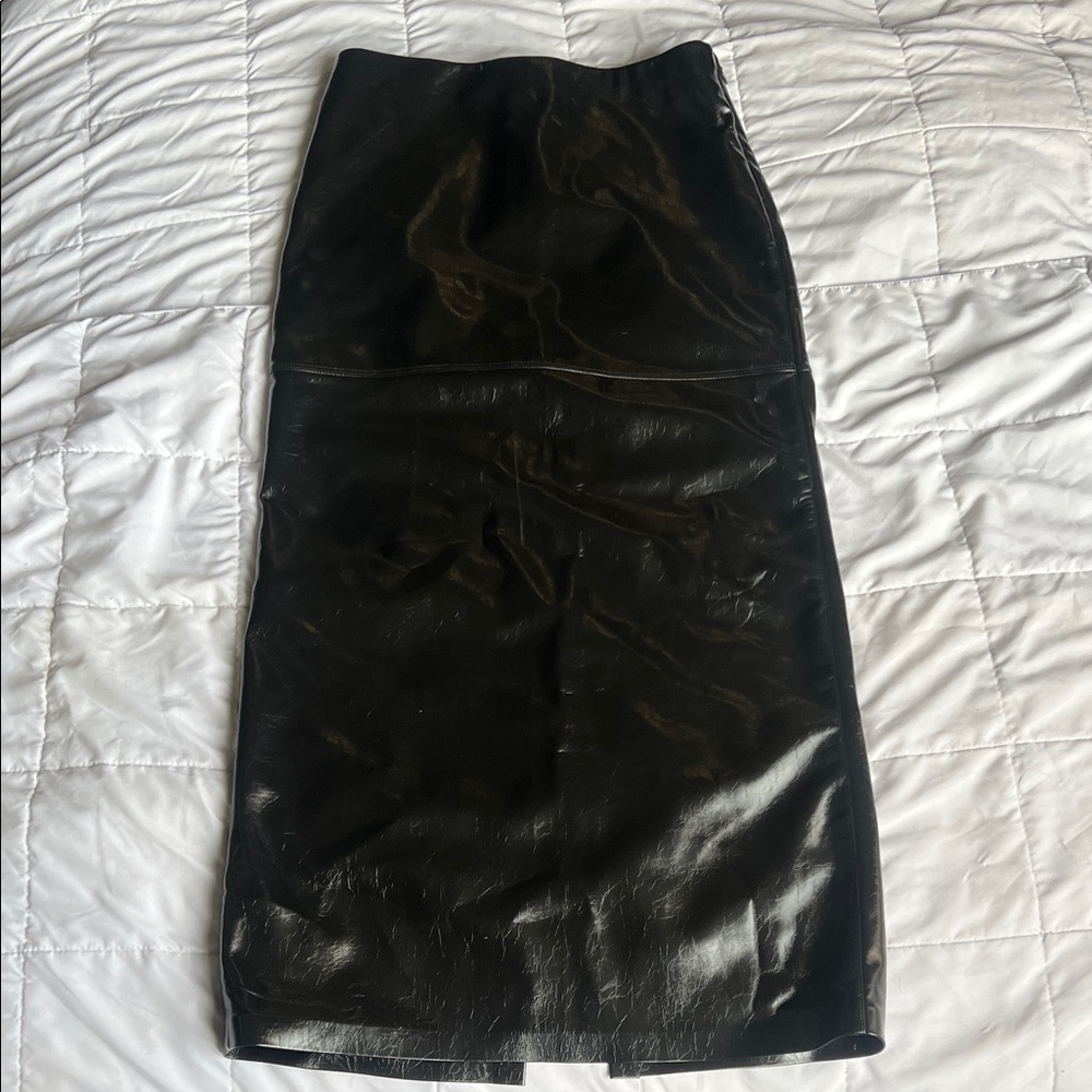 H&M LONG BLACK PLEATHER SKIRT